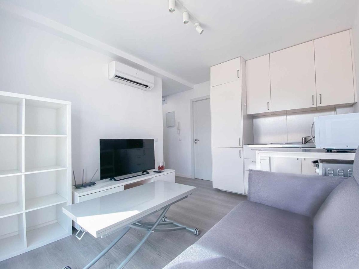 1 Room Pedregalejo Málaga Exterior foto